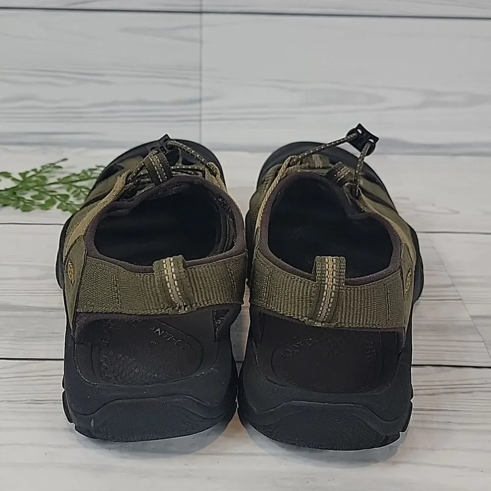 Keen Newport multi-sport Sandals Khaki Olive Mens Size 11